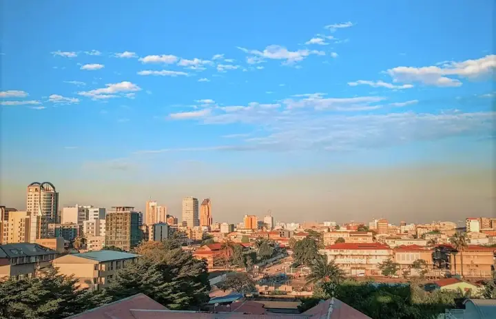 Edifici e tetti a Kinshasa, Repubblica Democratica del Congo